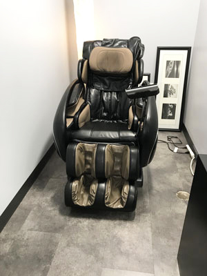 Chiropractic Germantown MD Massage Chair